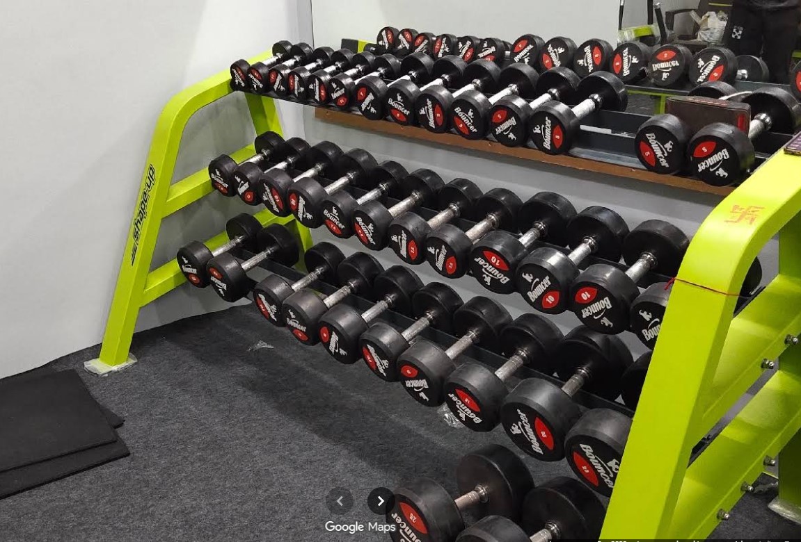IFIT Fitness Club aesthetic gym background